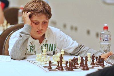 Nove anos, mestre em xadrez!